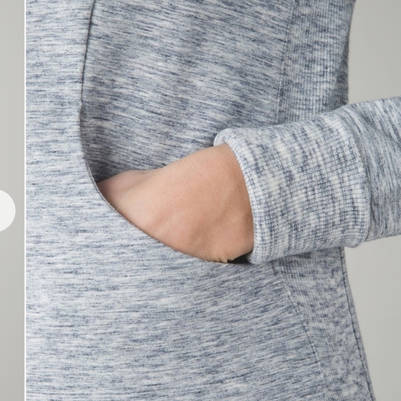 Lululemon Scuba Hoodie III Heathered Space Dyed Gris like new - Picture 6 of 16